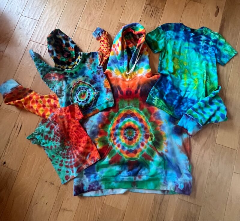 Tie-Dye with guest artist Jason